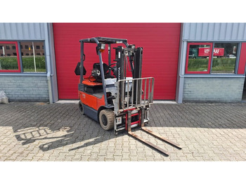 Electric forklift TOYOTA