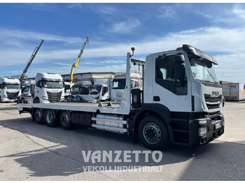 Autotransporter truck IVECO Stralis