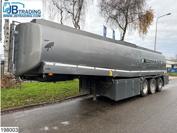 Tanker semi-trailer