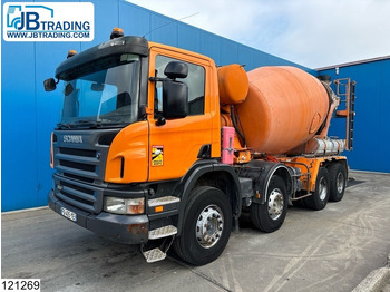 Concrete mixer truck SCANIA P