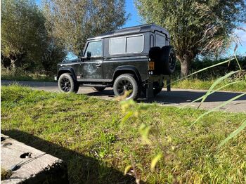 Car LAND ROVER
