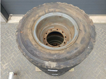 Liebherr 10.00-20 - Tire/Reifen/Band leasing Liebherr 10.00-20 - Tire/Reifen/Band: picture 4