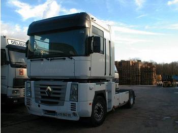Tractor unit RENAULT Magnum AE: picture 1