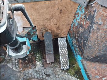 Tractor unit Ferrari TT2516: picture 3