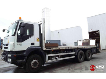 Dropside/ Flatbed truck, Crane truck Iveco Trakker 360 6x4 manual chassis: picture 5
