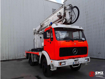 Truck MERCEDES-BENZ