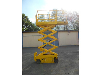 Scissor lift GENIE