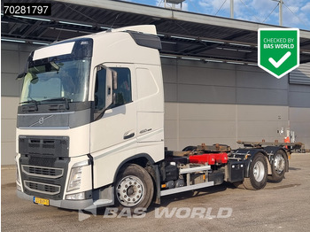 Container transporter/ Swap body truck VOLVO FH 460