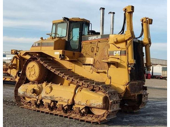Bulldozer CATERPILLAR
