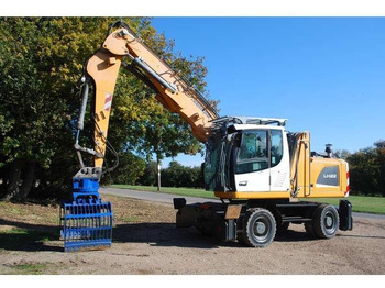 Waste/ Industry handler LIEBHERR LH 22 M