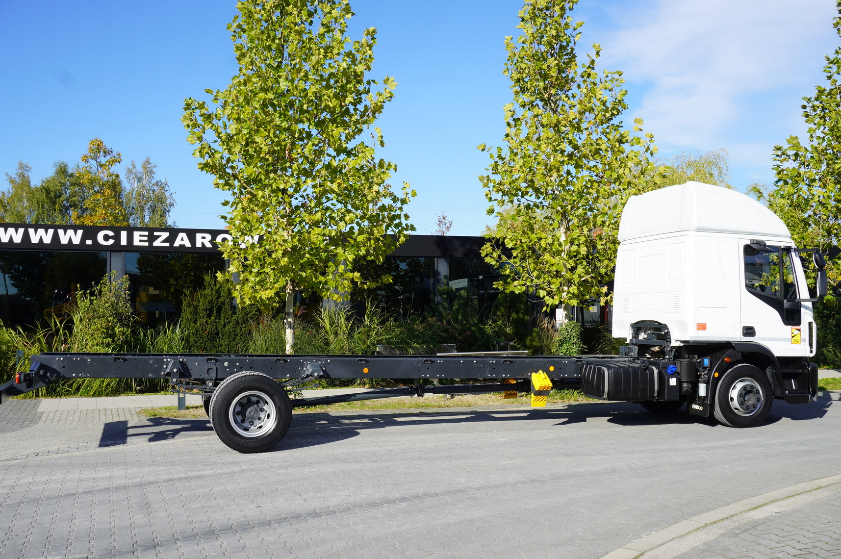 Cab chassis truck IVECO Eurocargo 140e19 4×2 E6 Glob / ADR / frame 8,1m: picture 3
