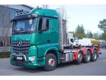 Timber truck for transportation of timber Mercedes-Benz Arocs 3563 8 × 4 / 630 HP / steered axle / Logging superstructure: picture 3