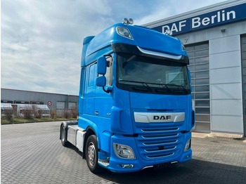 Tractor unit DAF XF 530