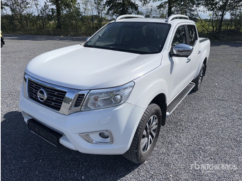 Pickup truck NISSAN Navara