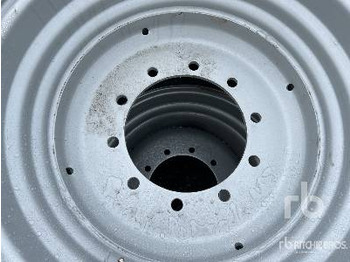 Wheel and tire package MICHELIN 520/80R26 Quantity of (2): picture 3