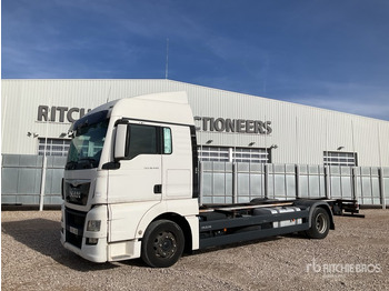 Container transporter/ Swap body truck 2016 MAN TGX18.440 4x2 Sleeper Container Truck: picture 2 Container transporter/ Swap body truck 2016 MAN TGX18.440 4x2 Sleeper Container Truck: picture 2