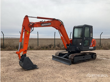 Mini excavator DOOSAN DH55-V