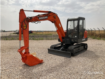 Crawler excavator DOOSAN DH55-V
