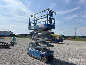 Scissor lift GENIE