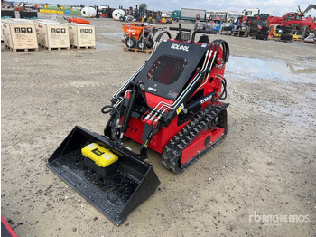 Compact track loader