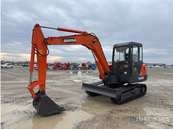 Mini excavator DOOSAN DH55-V