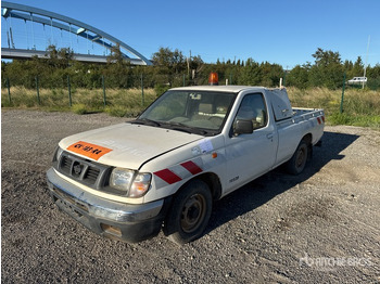 Pickup truck NISSAN