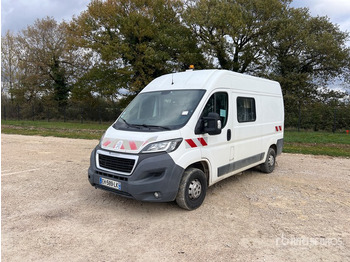 Commercial vehicle PEUGEOT Boxer