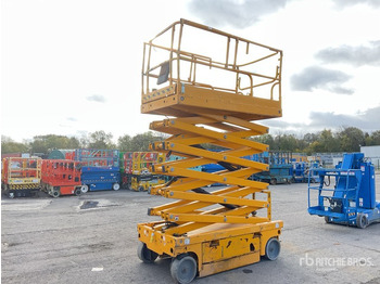 Scissor lift HAULOTTE