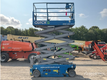 Scissor lift GENIE