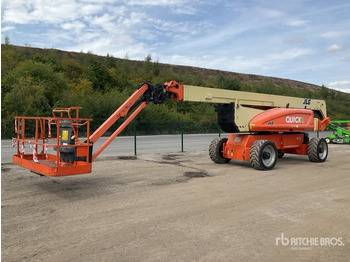 Articulated boom JLG