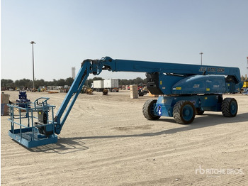 Articulated boom JLG