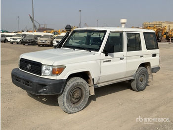 SUV TOYOTA Land Cruiser