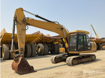 Crawler excavator CATERPILLAR 320D3