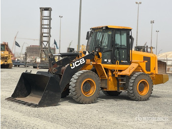 Wheel loader JCB 437