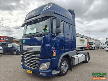 Tractor unit DAF XF 440