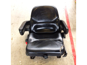 Cab and interior HYSTER