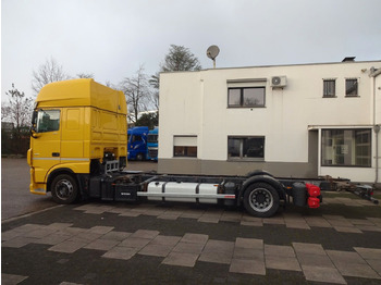 Container transporter/ Swap body truck DAF XF 480, Jumbo BDF, SSC, Standklima, Intarder: picture 4