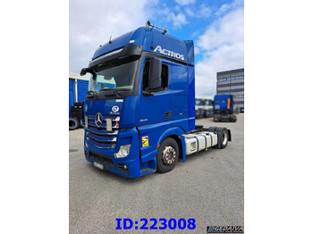 Tractor unit MERCEDES-BENZ Actros 1845