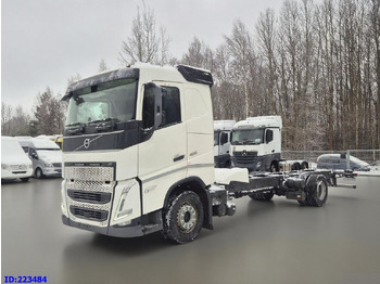 Cab chassis truck VOLVO FH13 420