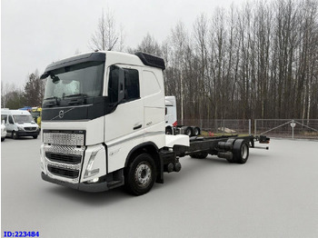 Cab chassis truck VOLVO FH13 420