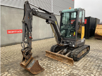 Mini excavator VOLVO ECR25