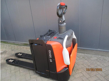 Pallet truck TOYOTA