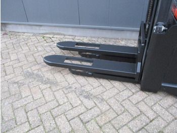 Stacker Toyota SWE100: picture 4