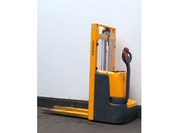 Stacker Jungheinrich EJC110: picture 2
