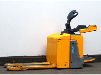 Pallet truck JUNGHEINRICH ERE