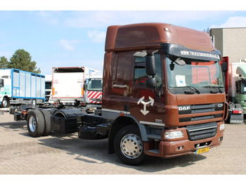 Cab chassis truck DAF CF 65 220 + lift + euro 5: picture 4