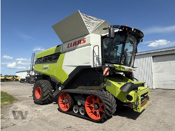Combine harvester CLAAS Lexion 8900