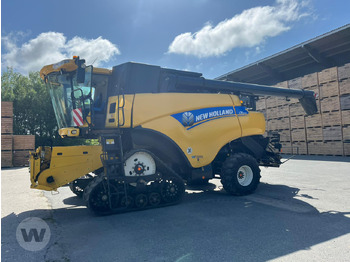 Combine harvester NEW HOLLAND