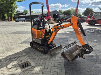 Mini excavator DOOSAN DX10Z: picture 5