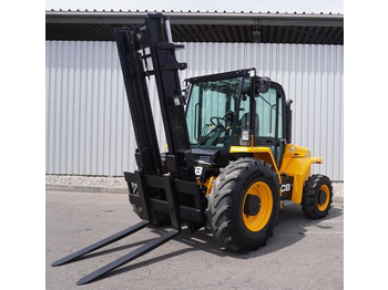 Rough terrain forklift JCB